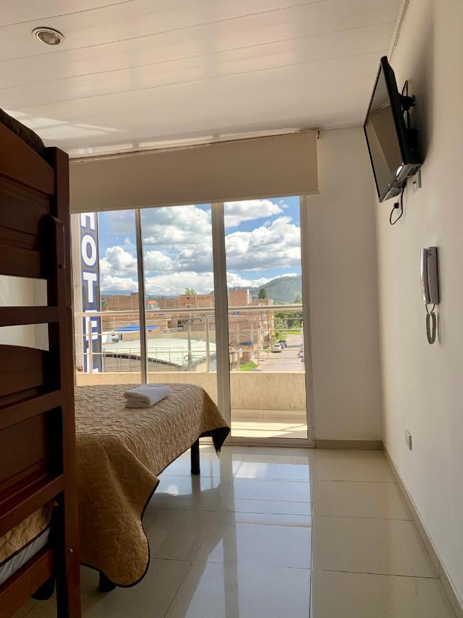 Hotel Universal Дуитама Экстерьер фото